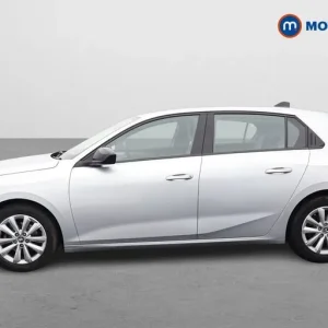 2022 Vauxhall Astra 1.2 Turbo 130 Design 5dr Hatchback Petrol Manual - Image 4