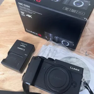 Panasonic LUMIX GX8 - Image 2