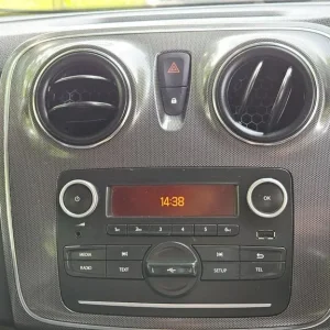 2017 Dacia Sandero Stepway 0.9 TCe Ambiance Euro 6 (s/s) 5dr HATCHBACK Petrol Ma - Image 3