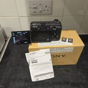 Sony FX30 + 2x 256gb CF Express cards - Image 4
