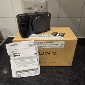 Sony FX30 + 2x 256gb CF Express cards - Image 6