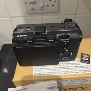 Sony FX30 + 2x 256gb CF Express cards