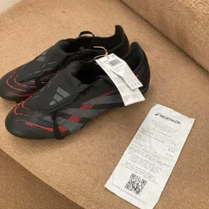 Adidas Predator Football Boots - Image 2