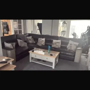 Black leather - Image 2