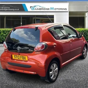 2012 Toyota AYGO 1.0 VVT-i Fire Hatchback 5dr Petrol Manual Euro 5 (67 ps) Hatchback Petrol Manual - Image 4