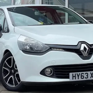 2013 Renault Clio 0.9 TCe Dynamique MediaNav Hatchback 5dr Petrol Manual Euro 5 (s/s) (90 ps) Hat... - Image 2