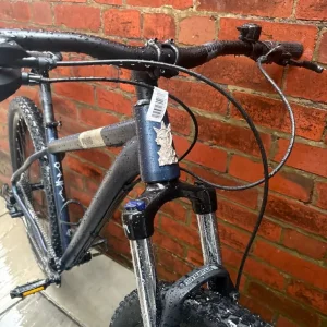 Like new Voodoo Braag Mountain Bike 18” Medium frame 29” wheels - Image 3