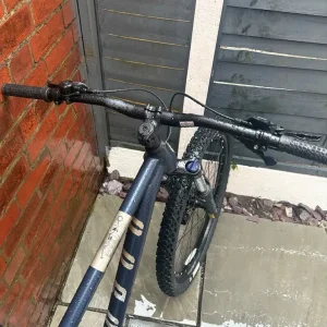 Like new Voodoo Braag Mountain Bike 18” Medium frame 29” wheels - Image 4