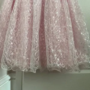 Beautiful Girls’ Party Dress – Age 6-7 Years - Image 7