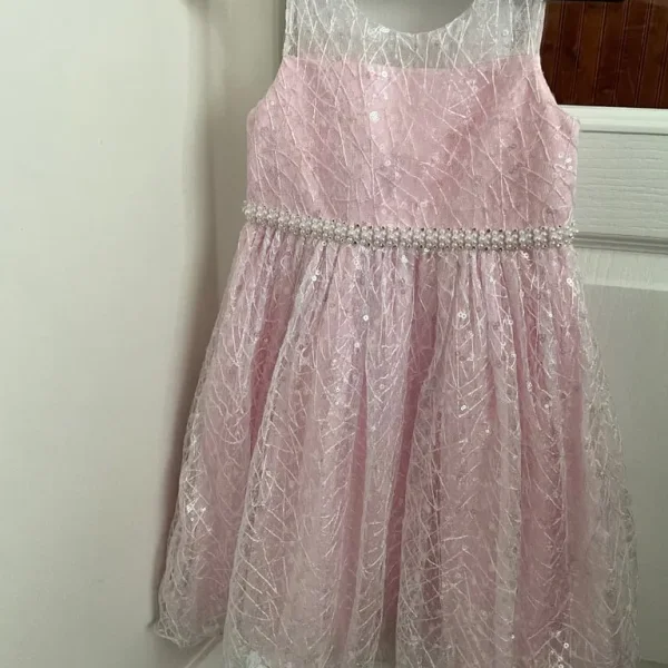 Beautiful Girls’ Party Dress – Age 6-7 Years