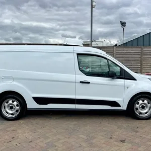 Ford Transit Connect 210 TDCI 100 L2H1 BASE ECOBLUE FRIDGE VAN LWB LOW ROOF - Image 4