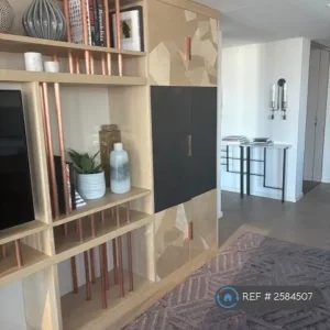 3 bedroom flat in Upper Ground, London, SE1 (3 bed) (#2584507) - Image 2