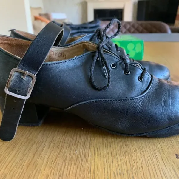 Irish Dancing Faye’s size 5 Ultra Flex heavy shoes