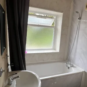 6 bed house with big garden - Image 6