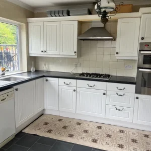 6 bed house with big garden