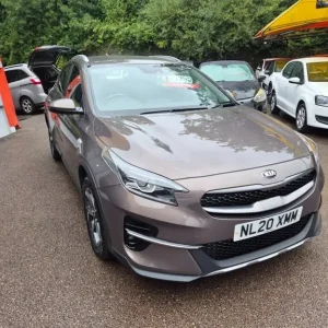 2020 Kia Ceed XCEED 2 ISG Hatchback Petrol Manual - Image 3