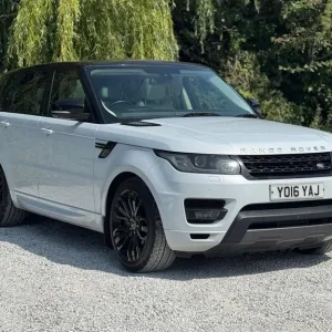 2016 Land Rover Range Rover Sport 3.0 SD V6 HSE Dynamic Auto 4WD Euro 6 (s/s) 5dr ESTATE Diesel A... - Image 3