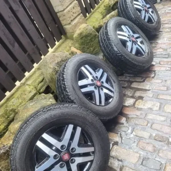 4x lovely genuine 16inch fiat ducato wheels and tyres in perfect condition