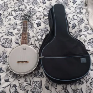 Countryman pro banjolele