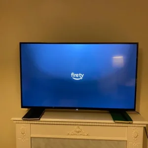 Amazon Fire TV 43-inch 4-series 4K UHD smart TV - Image 2
