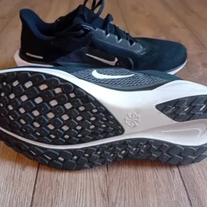 Nike air zoom pegasus 41 size 8 uk BRAND NEW - Image 4