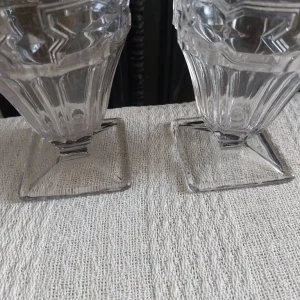 Two Vintage Art Deco Pressed Glass Vases - Image 3