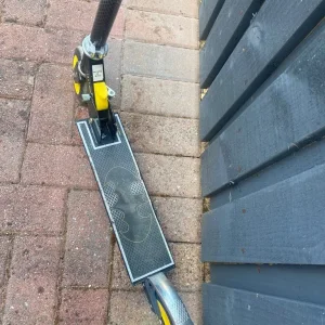 FREE - Kids scooter - adjustable (used) - Image 4