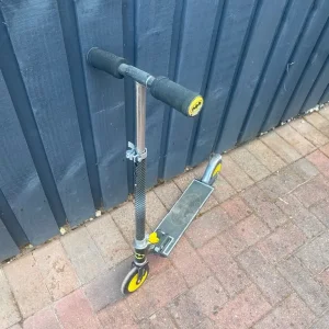 FREE - Kids scooter - adjustable (used)