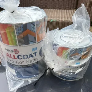 Raspberry Red Zinsser Exterior Satin 7.5 litres - Image 2