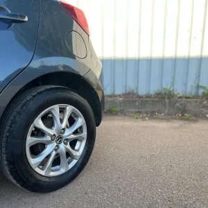 2017 Mazda Mazda2 1.5 SKYACTIV-G SE-L Euro 6 (s/s) 5dr HATCHBACK Petrol Manual - Image 6