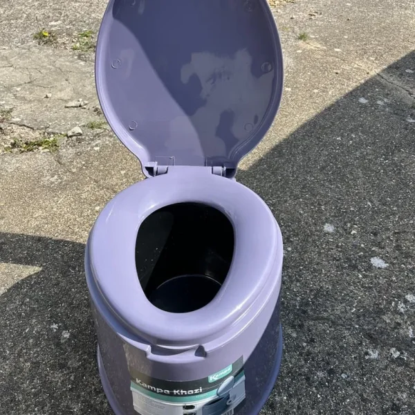 Kampa toilet