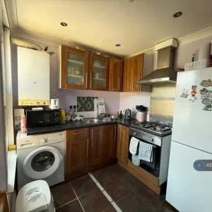 1 bedroom in Richford Road, London, E15 (#2577066) - Image 6