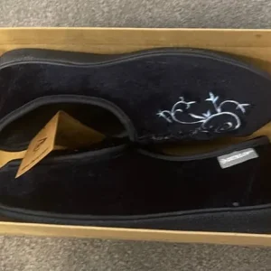 Ladies slippers - Image 5