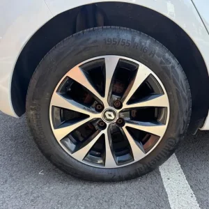 2021 Renault Clio 1.0 TCe 90 Iconic 5dr HATCHBACK Petrol Manual - Image 6