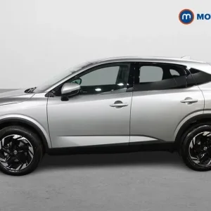 2025 Nissan Qashqai 1.3 DiG-T MH 158 N-Connecta 5dr Xtronic SUV Petrol Automatic - Image 4