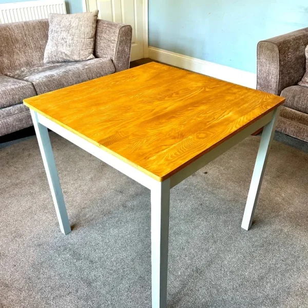 Pine Sq Dining Room Table Grey Legs H29.5in/75cm W/D29.5in/75cm Good condition D021