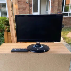 19" Samsung TV - Image 4