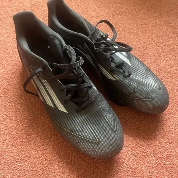 Adidas F50 football boots, size 9