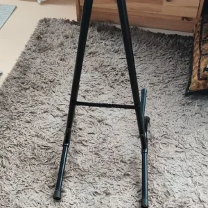 Guitar stand - Image 4