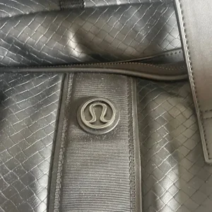Large Lululemon Gym Bag / Yoga Bag - Image 2
