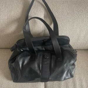 Large Lululemon Gym Bag / Yoga Bag
