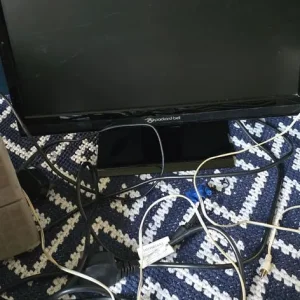 Packard Bell Computer screen 16"