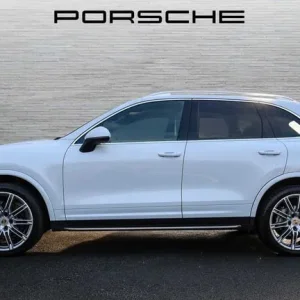 2016 Porsche Cayenne V8 D S Tiptronic SUV Diesel Automatic - Image 8
