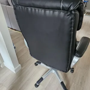 Black leather/leatherette office chair - Image 4