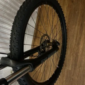 Carrera Vengeance mountain (new version) in excellent condition. - Image 8