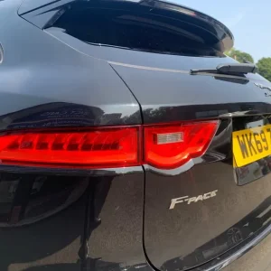 2019 Jaguar F-Pace 2.0 D180 Chequered Flag SUV 5dr Diesel Auto AWD Euro 6 (s/s) - Image 6