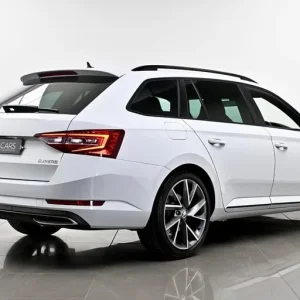 2018 Skoda Superb 2.0 TDI SportLine Euro 6 (s/s) 5dr ESTATE Diesel Manual - Image 7