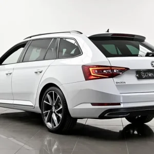 2018 Skoda Superb 2.0 TDI SportLine Euro 6 (s/s) 5dr ESTATE Diesel Manual - Image 8