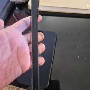 Iphone 14 256gb unlocked battery heath 87% £210 - Image 8