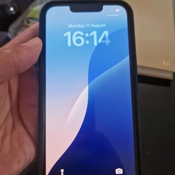 Iphone 14 256gb unlocked battery heath 87% £210